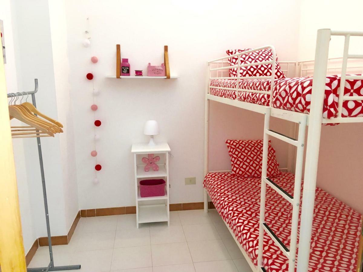 Apartament Lucia 150Mt From Beach Castelsardo Bagian luar foto