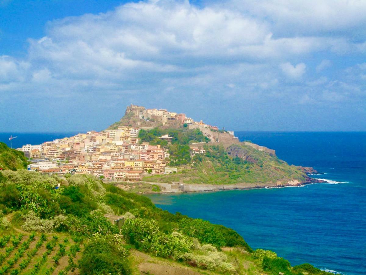 Apartament Lucia 150Mt From Beach Castelsardo Bagian luar foto
