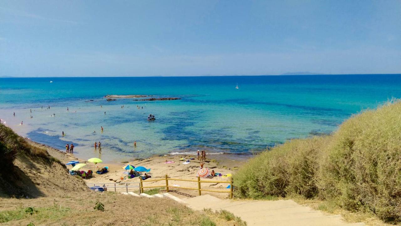 Apartament Lucia 150Mt From Beach Castelsardo Bagian luar foto