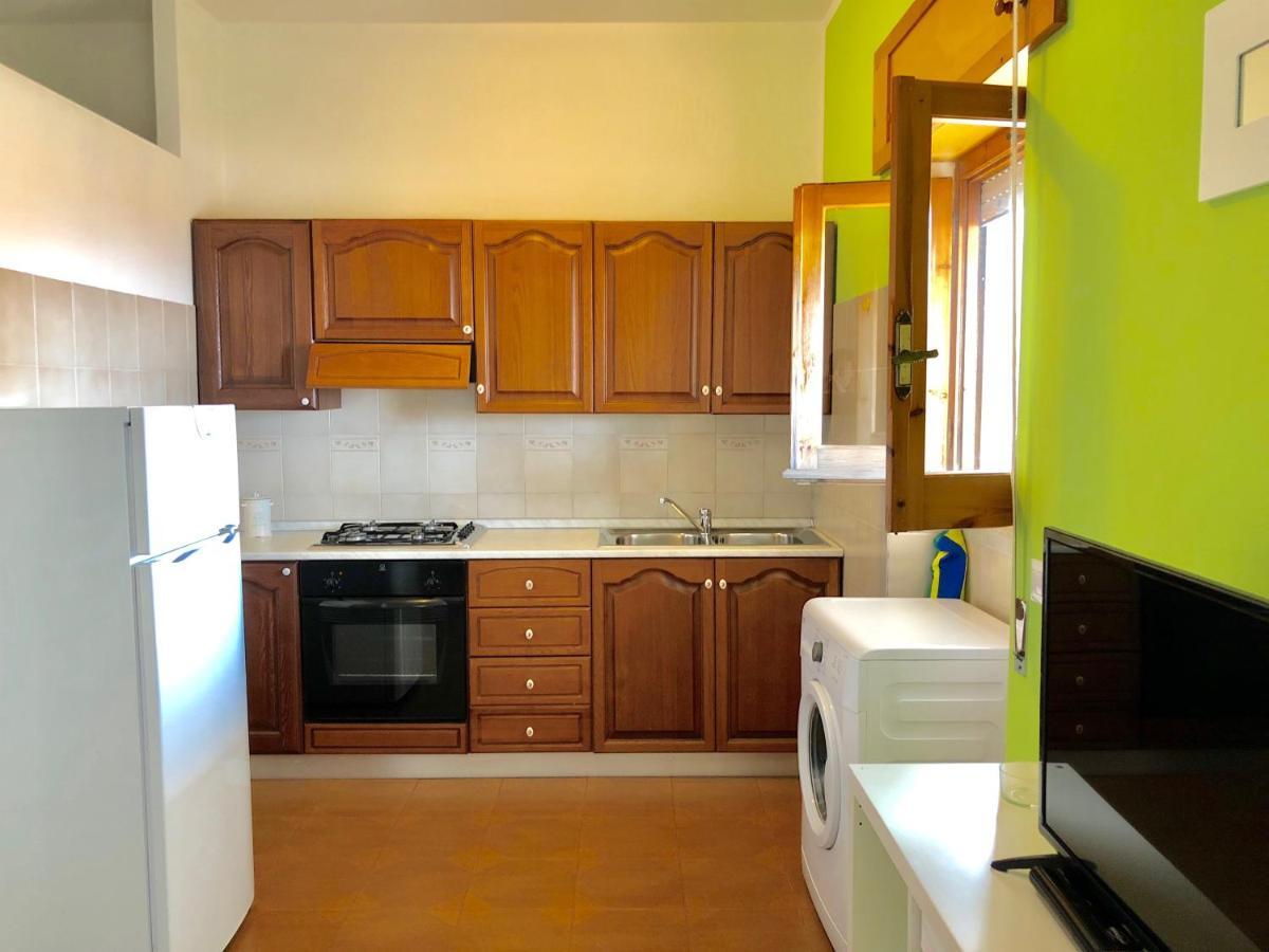 Apartament Lucia 150Mt From Beach Castelsardo Bagian luar foto